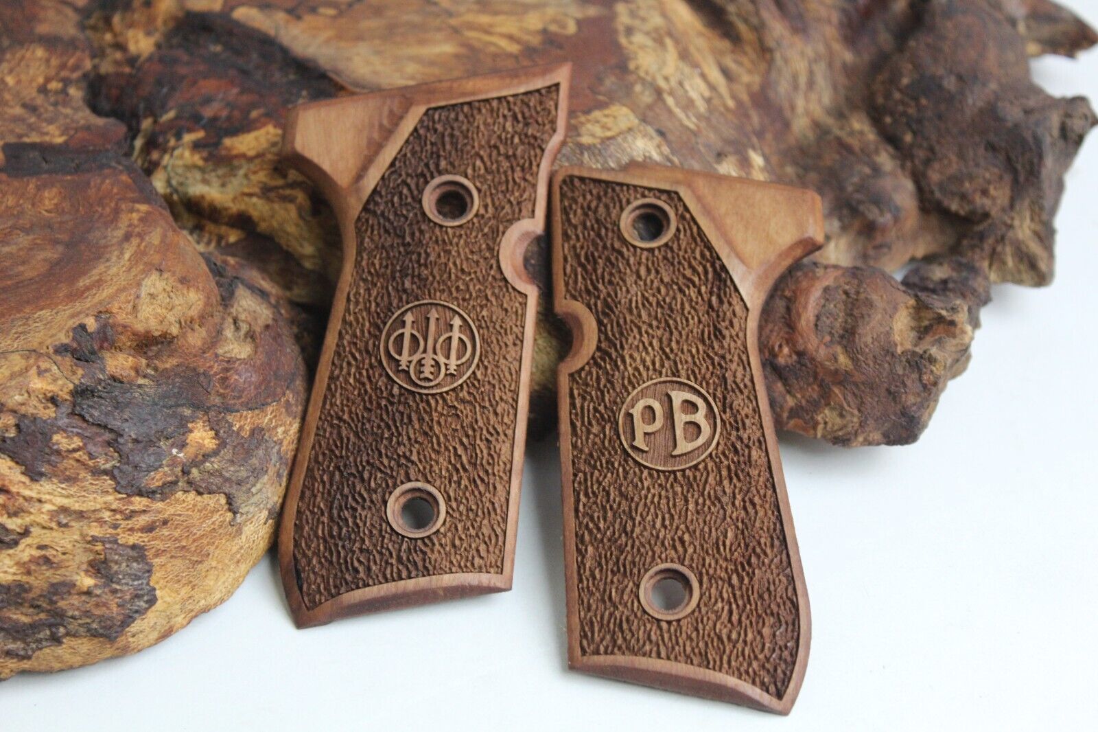 BERETTA 92F 92FS 92-96 M9 FULL SIZE SPECIAL WALNUT GRIPS