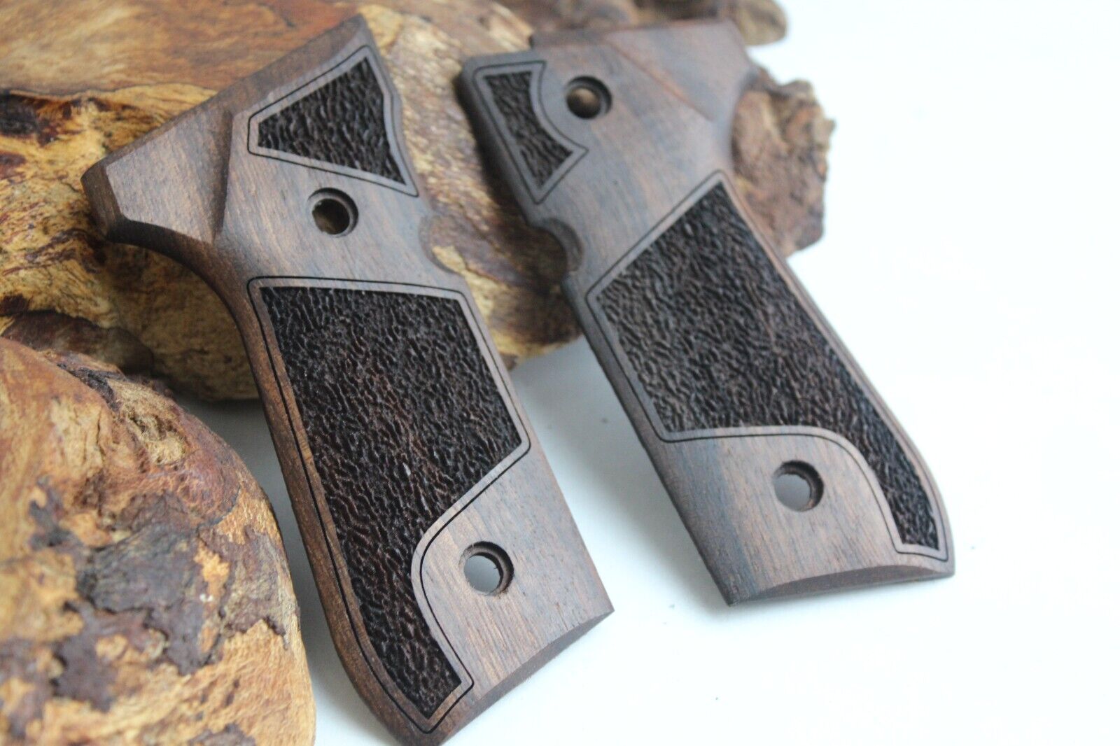 Beretta 92 FS Grips Quality Walnut Tree and Best Price