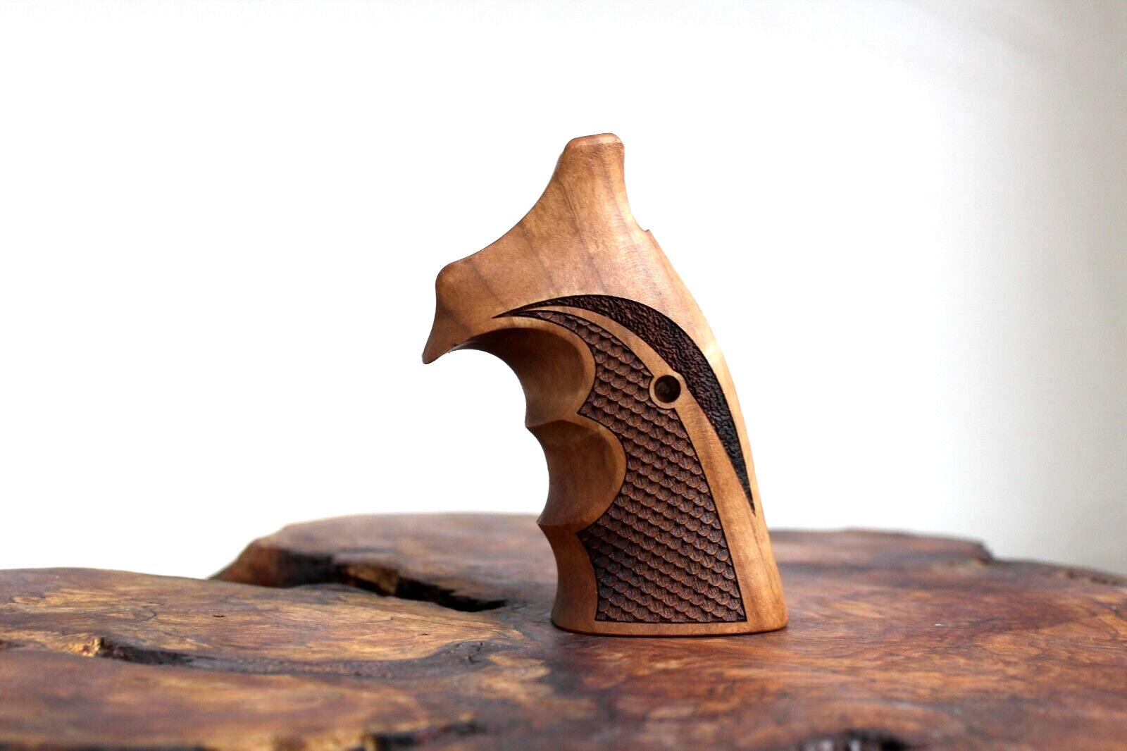 Smith Wesson K/L - Frame Open Back Square Butt Walnut Wood Grips