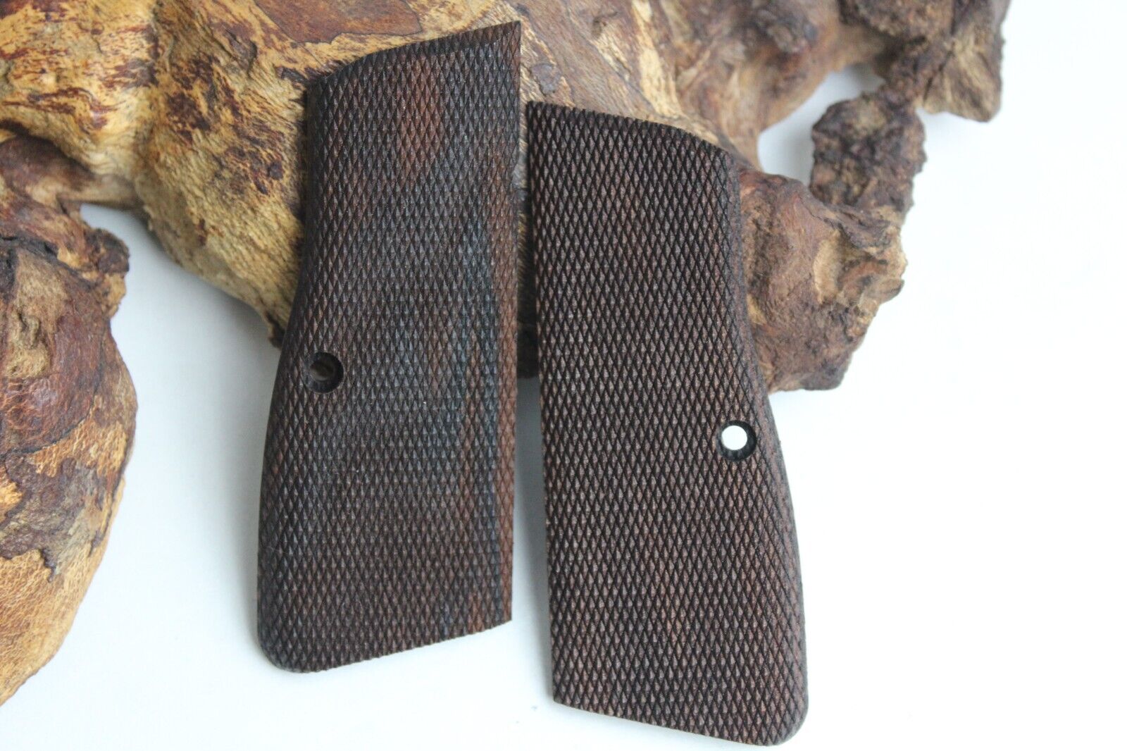 Browning Hi Power MK I II III / Springfield Sa-35 Special Walnut Grips