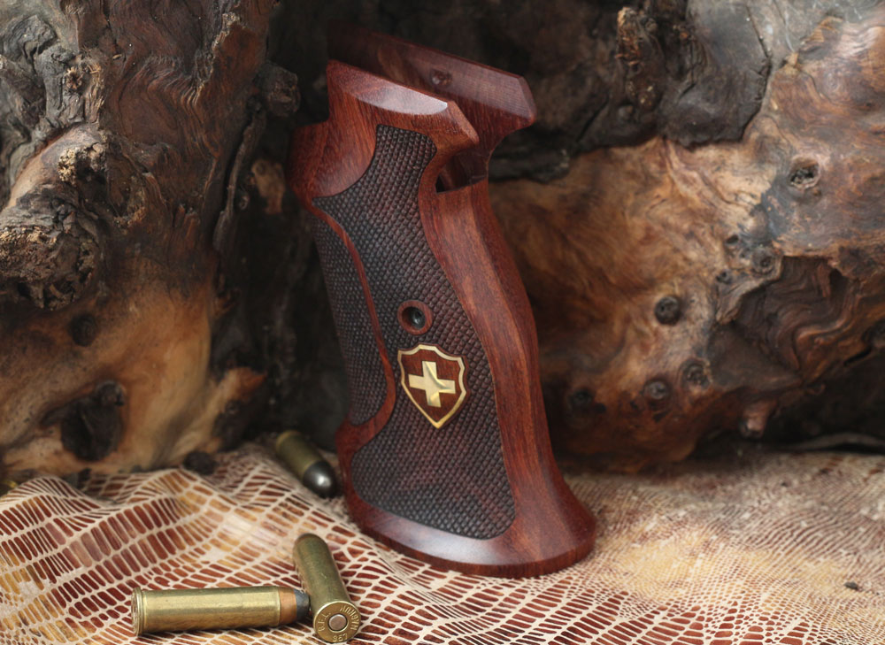 Sig P210-1 / P210-2 / P210-4 / P210-5 / P210-6 / DK M49 Rhomlas without lanyard ring (Halkasız) Gül Ağacı Pirinç Logo 