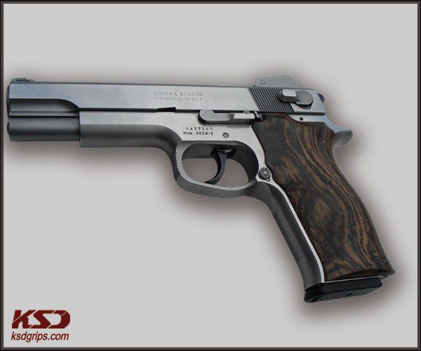 Smith Wesson 4506 & 1006 & 1046 & 1066 & 1086 & 4506 & 4546 & 4563 & 4566 & 4586 Ceviz Ağacı Logo Yok 